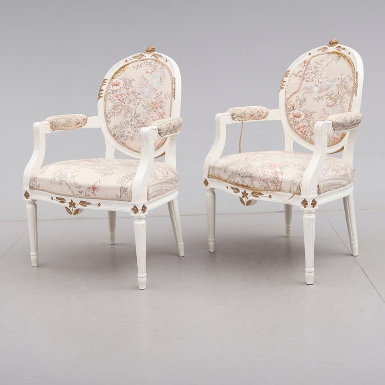 KARMSTOLAR, 1 par, gustaviansk stil, tidigt 1900-tal.
