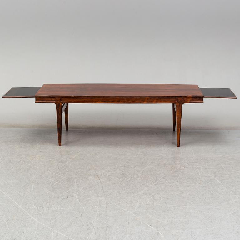 JOHANNES ANDERSEN, a rosewood coffee table from Trensum, 1960's.