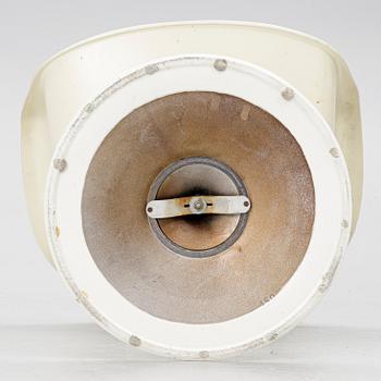 Eero Saarinen, A 'Tulip' armchair.