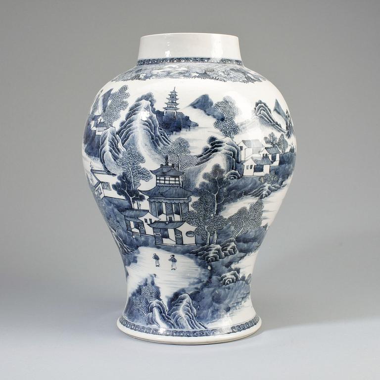 URNA, porslin, Kina, 1800-tal.