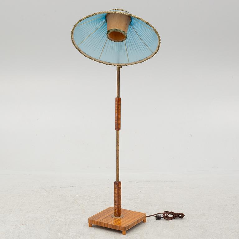 A 1930's floor lamp.