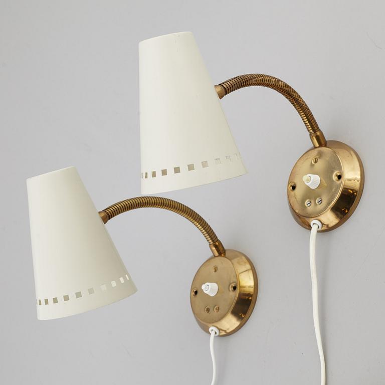 A pair of wall lights from Elidus, Fristad.