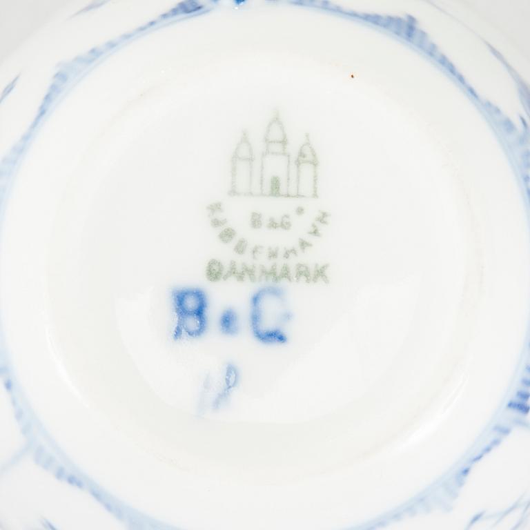 SERVISDELAR, 52 delar, porslin, Bing & Gröndahl, Royal Copenhagen 1900-tal.