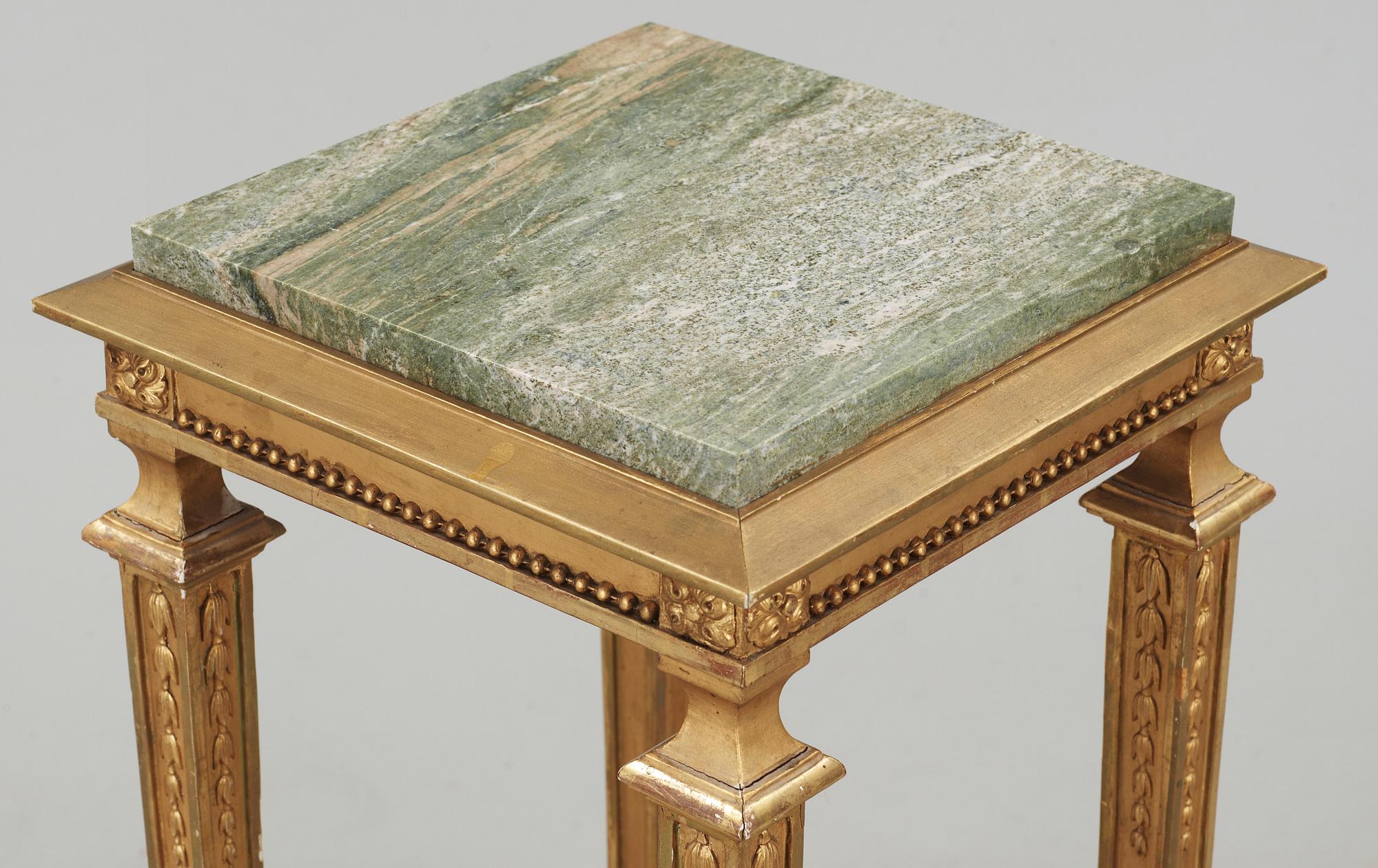 PIEDESTA, empirestil, 1900-talets första hälft.