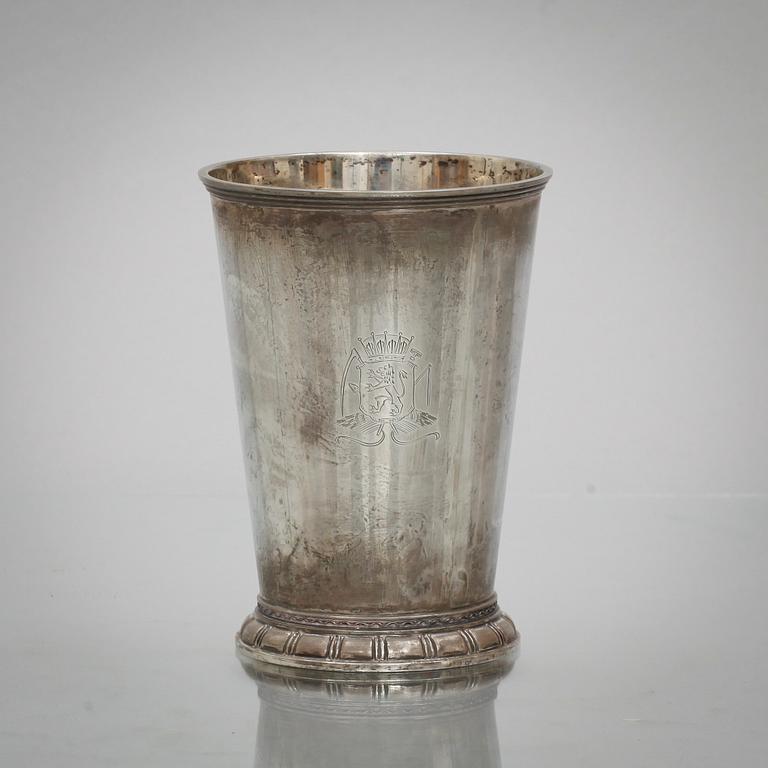 POKAL, silver, Eric Råström för C.G Råström Stockholm 1945. 240 g.