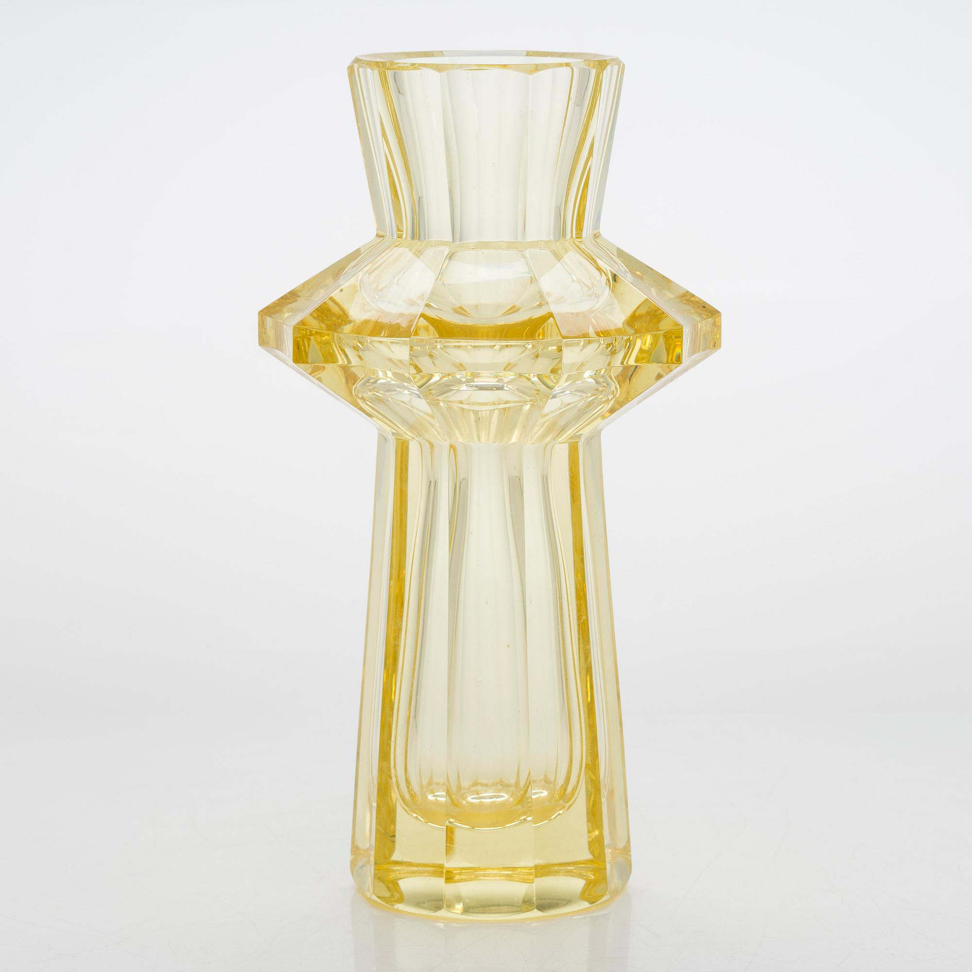 Aimo Okkolin, vas, "Fyr", signerad Aimo Okkolin, Riihimäen Lasi Oy.