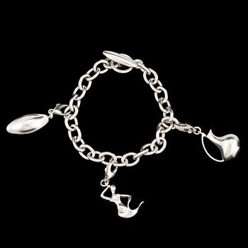 GEORG JENSEN, armband med tre berlocker, sterling silver, efter 1945.