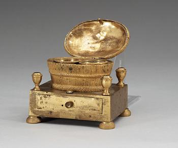 A Russian Empire gilt bronze ink stand.