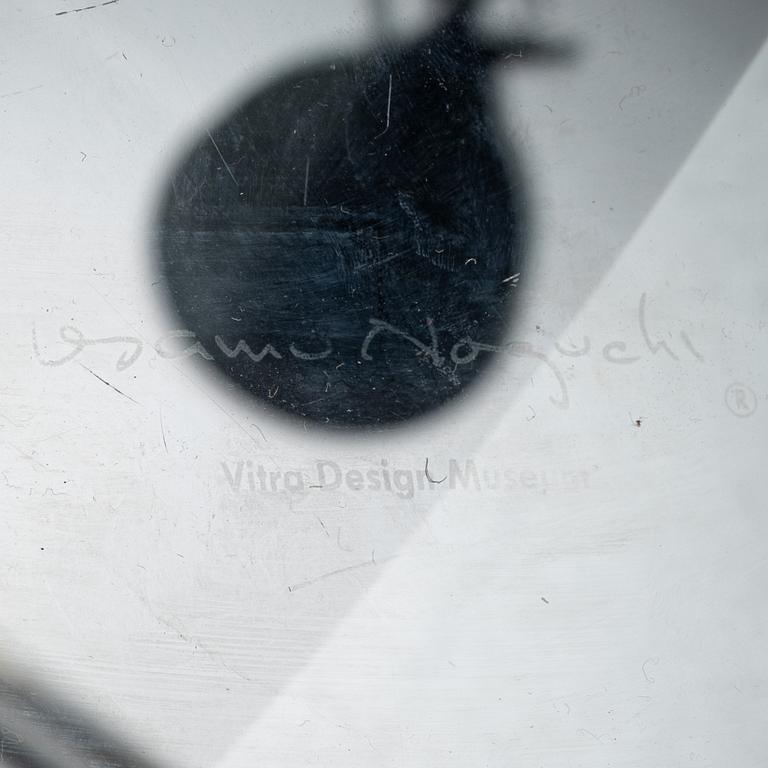 Isamu Noguchi, a 'Noguchi' coffee table, Vitra.