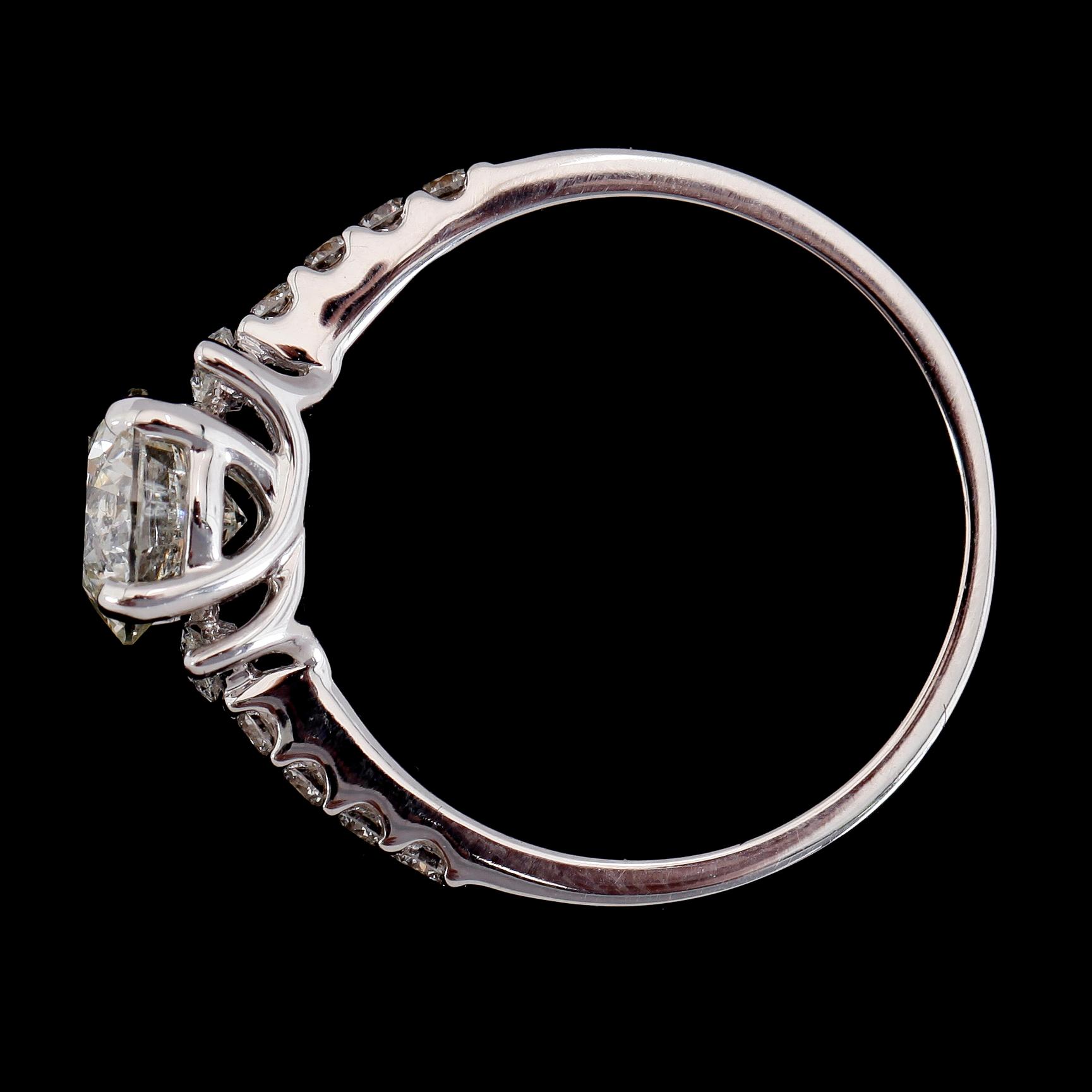 RING, 18K vitguld, diamanter tot ca 1.54 ct.