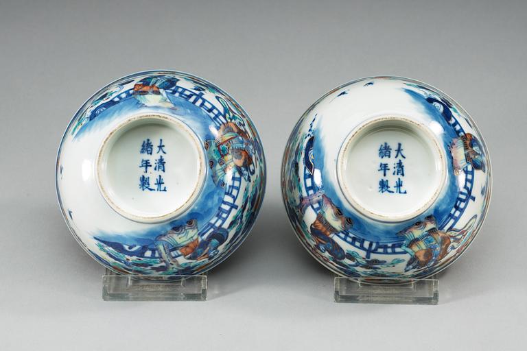 A pair of bowls, Qing dynasty, with Guangxus six character mark and period (1874-1908).