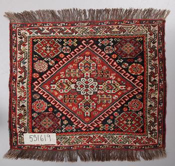 MATTA, orientalisk. Ca 57 x 69 cm.