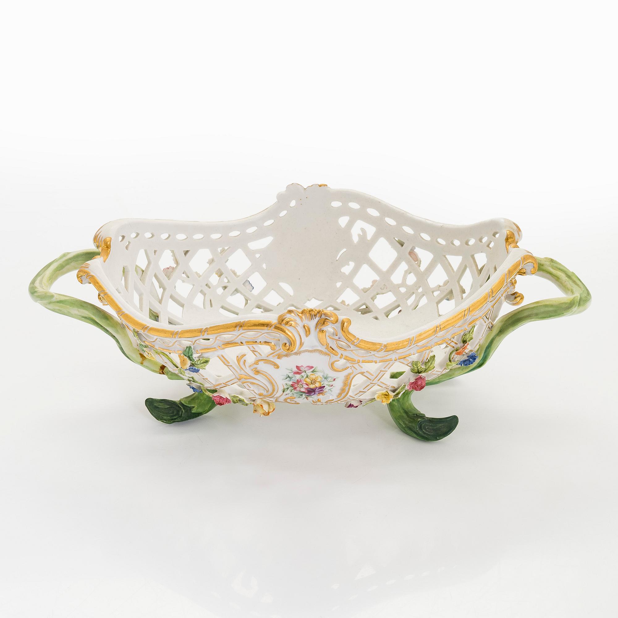 Jardinière, porcelain, Imperial Porcelain Factory, Alexander II, 1855–81.