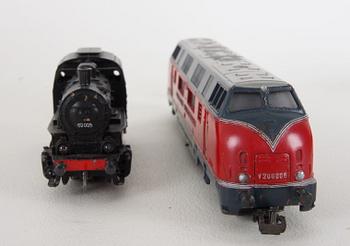 LOK, 2 st, Märklin med originalkartong.