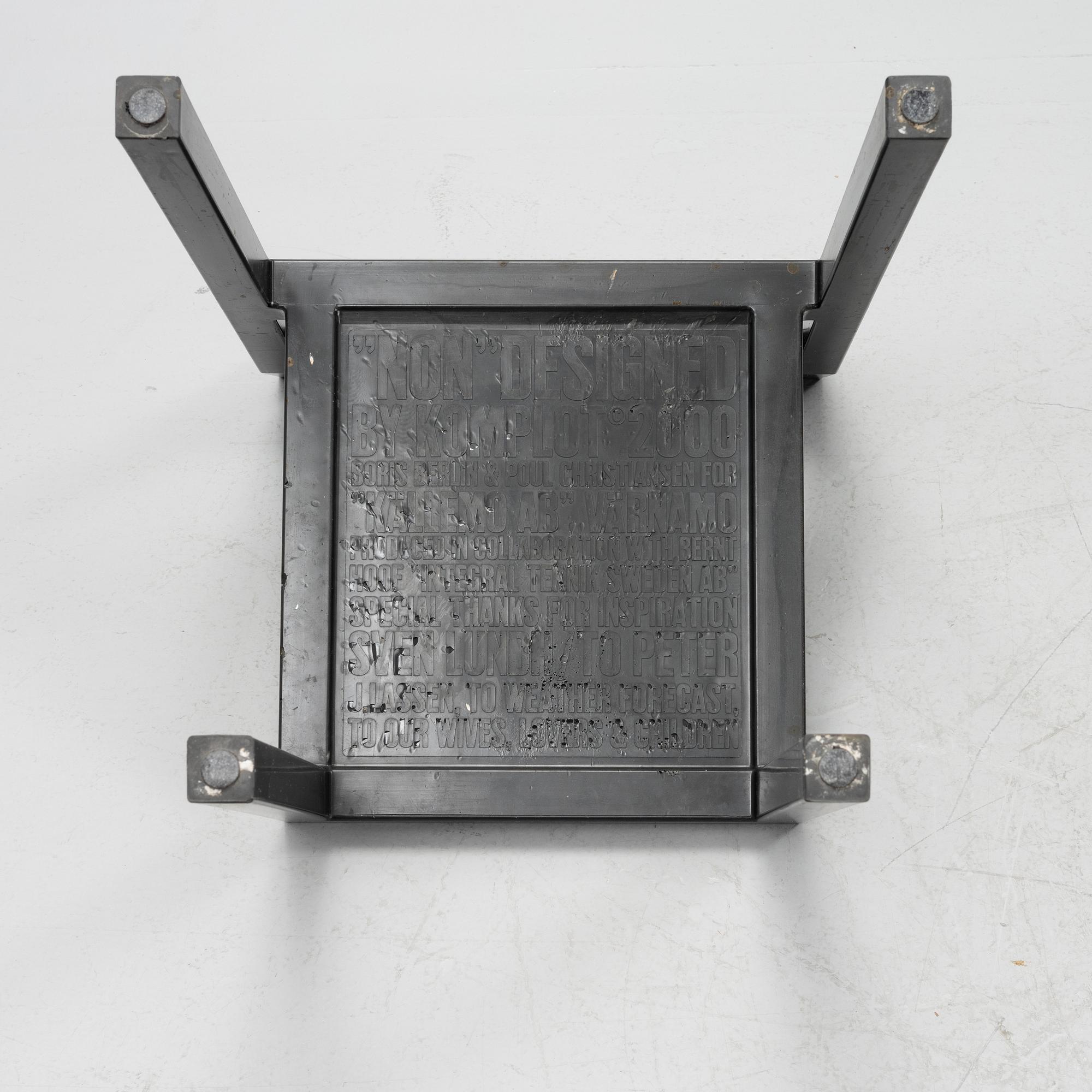 Boris Berlin & Poul Christiansen, stolar, 4 st, "Non", Komplot design, Källemo, 2000.