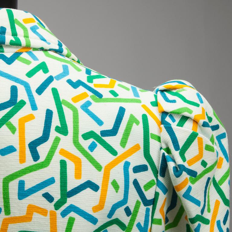 KAVAJ, Yves Saint Laurent.