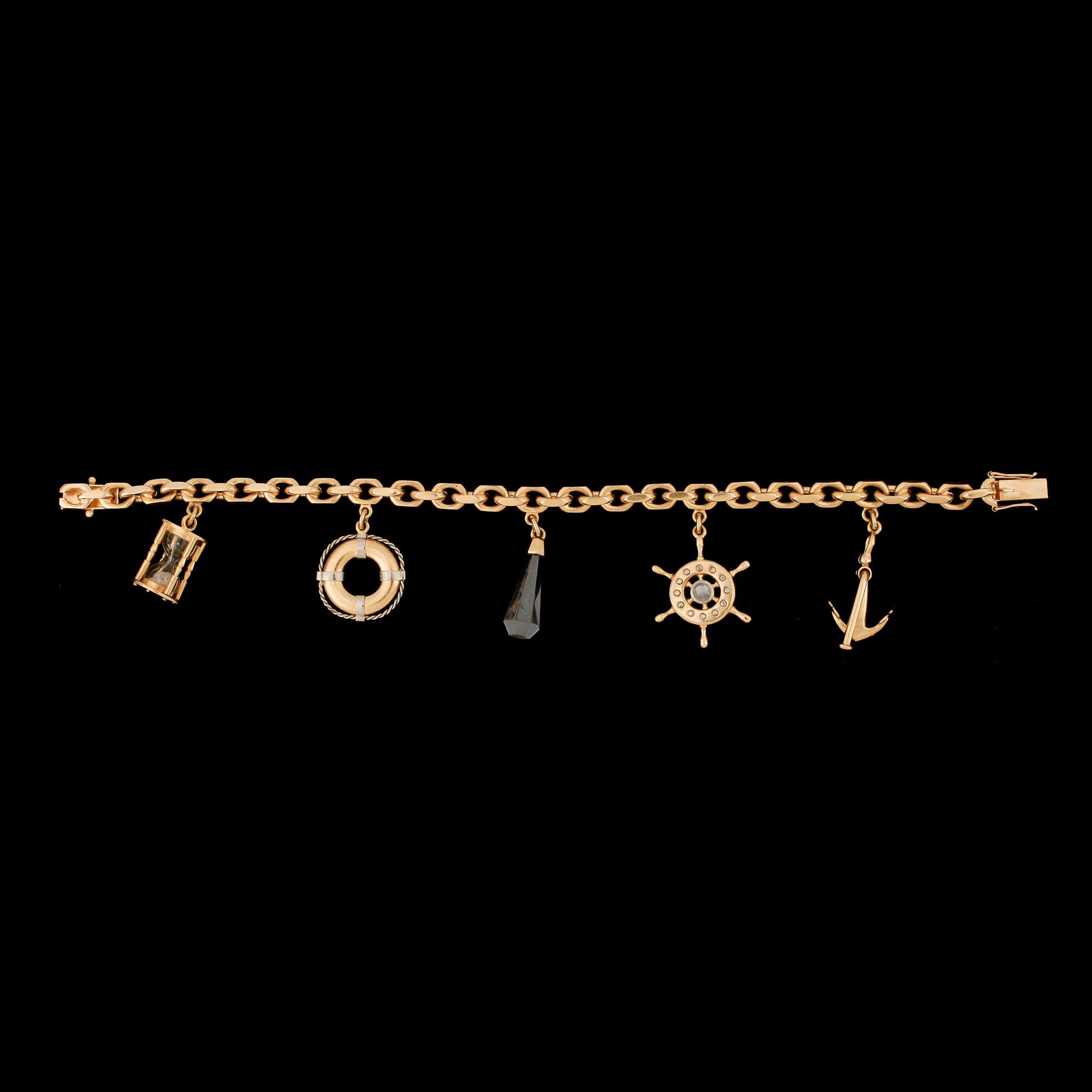 ARMBAND, 18k guld med berlocker. Stockholm. Vikt ca48g.