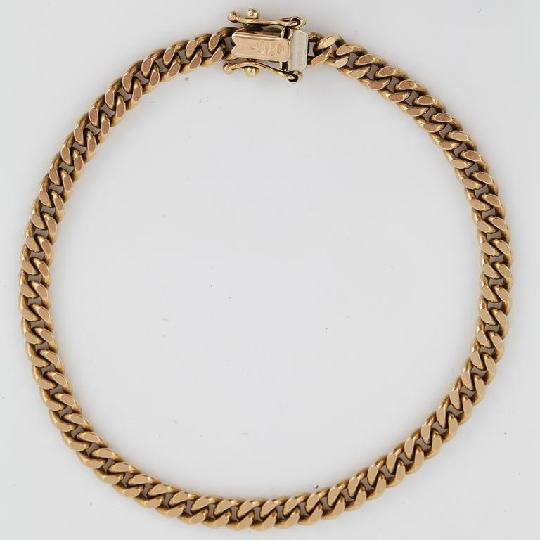ARMBAND, guld 18k, svensk kontrollstämpel, 1900-talets andra hälft. Vikt ca 16 gram.