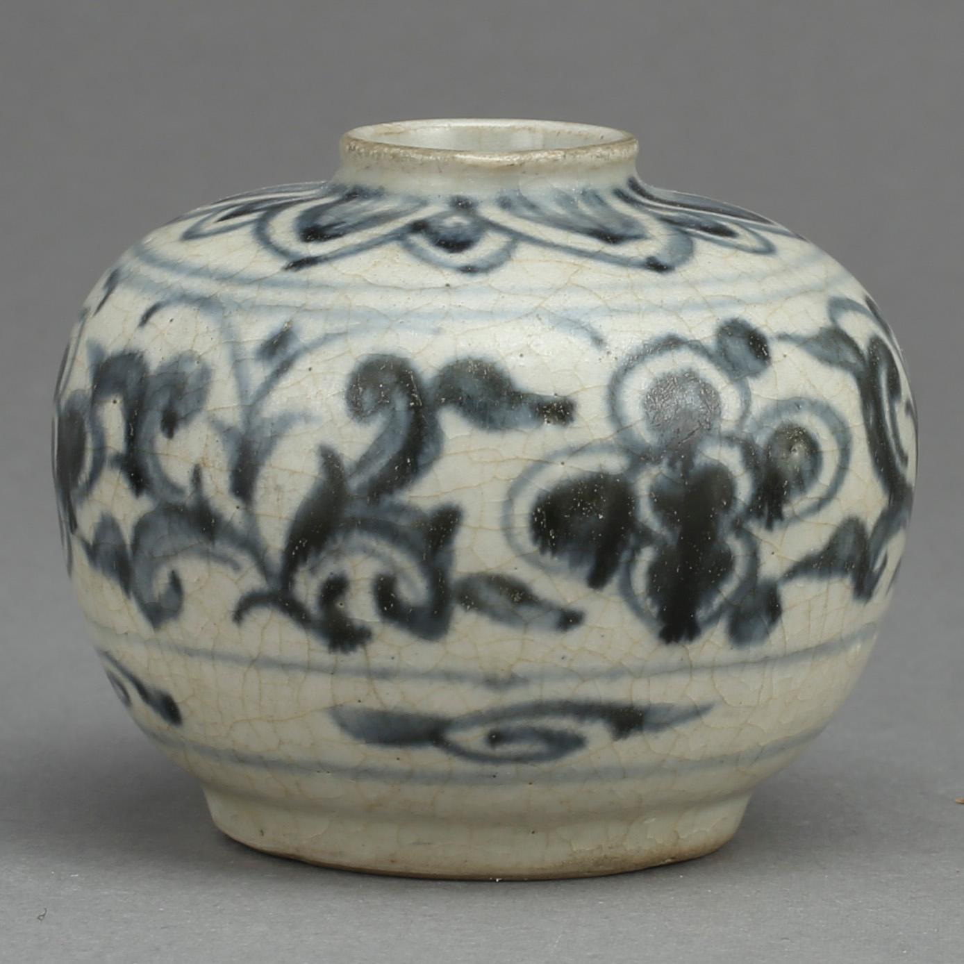 KRUKA, keramik, Kina, Mingdynastin (1368-1643).