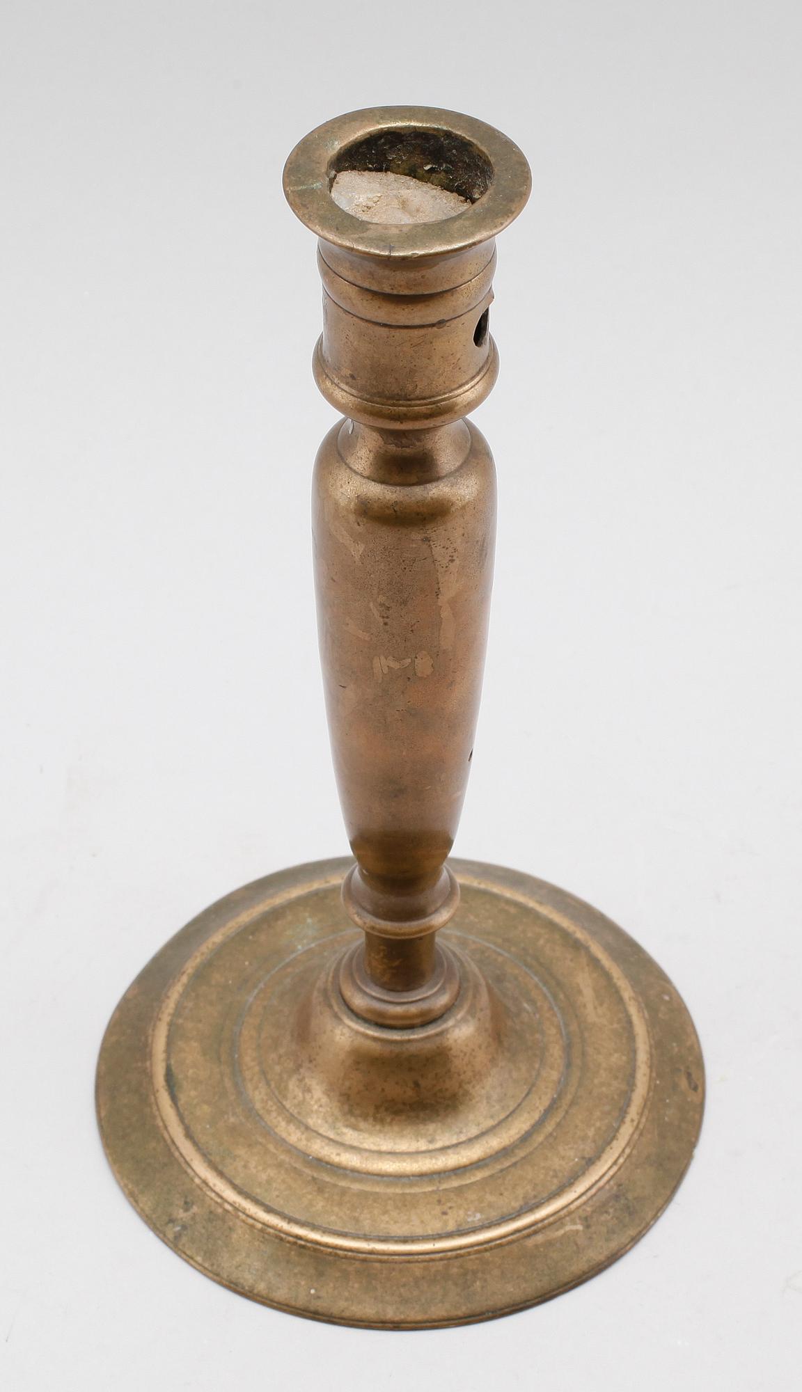 LJUSSTAKE, mässing, 1500-tal.