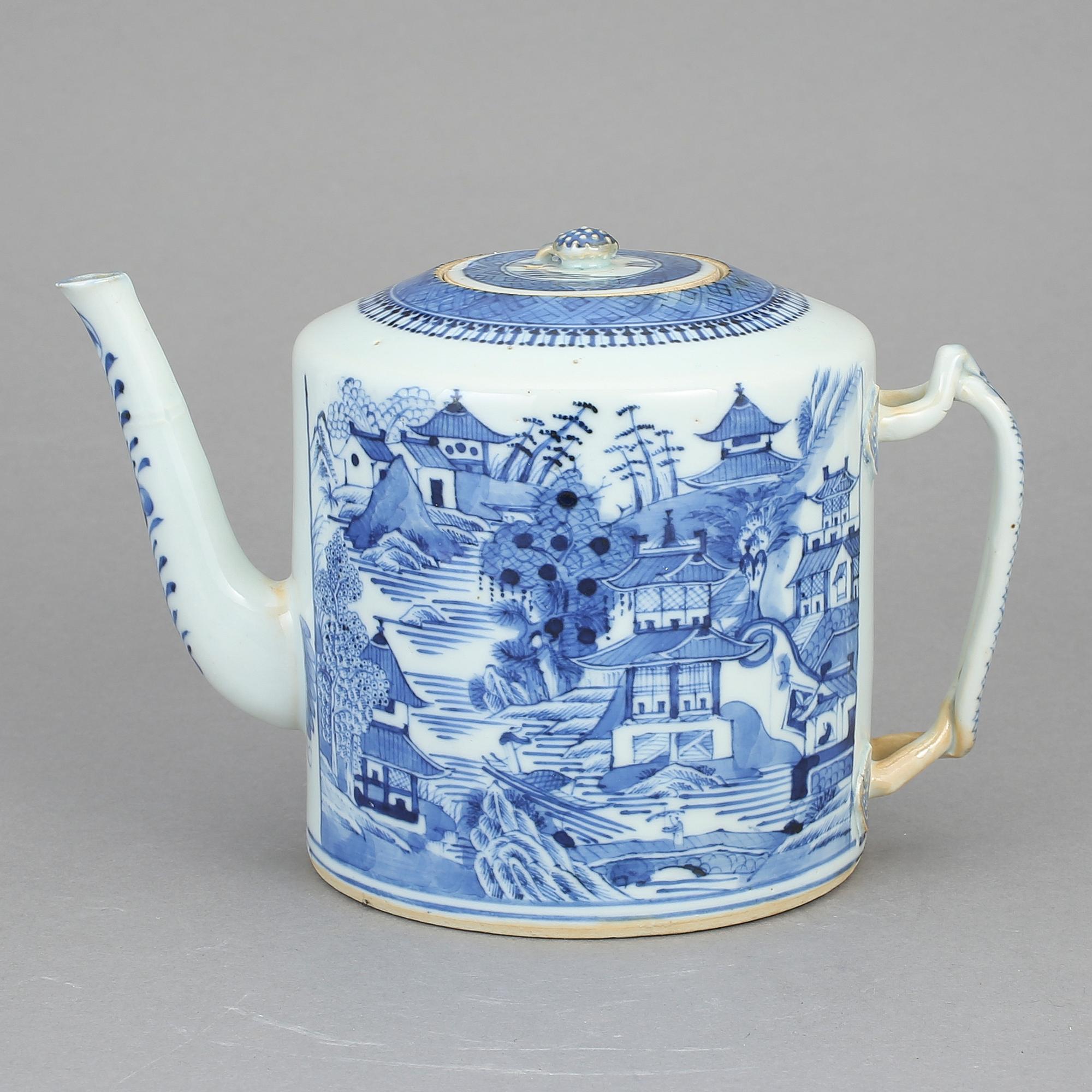 TEKANNA, porslin, Jiaqing, Kina, omkring år 1800.