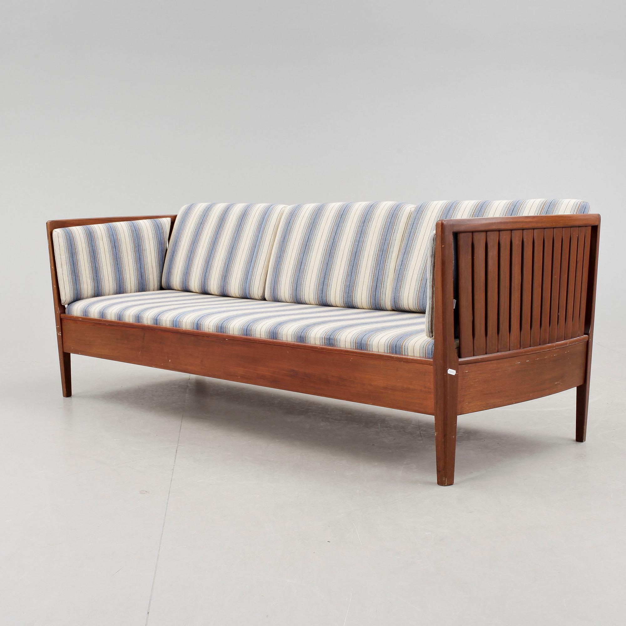 SOFFA, "Ulfåsa", Carl Malmsten, Bodafors, 1900-talets andra hälft.