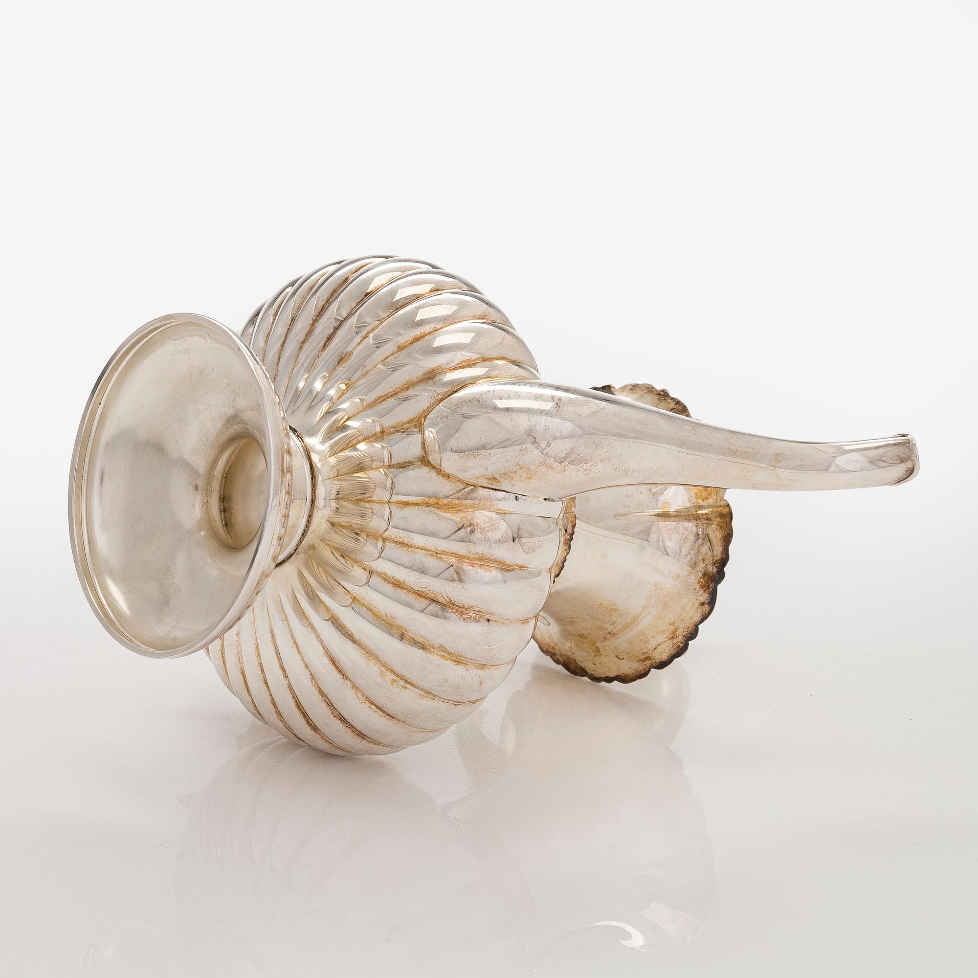 Kahvikannu, hopeaa, Kultakeskus, Hämeenlinna 1987.