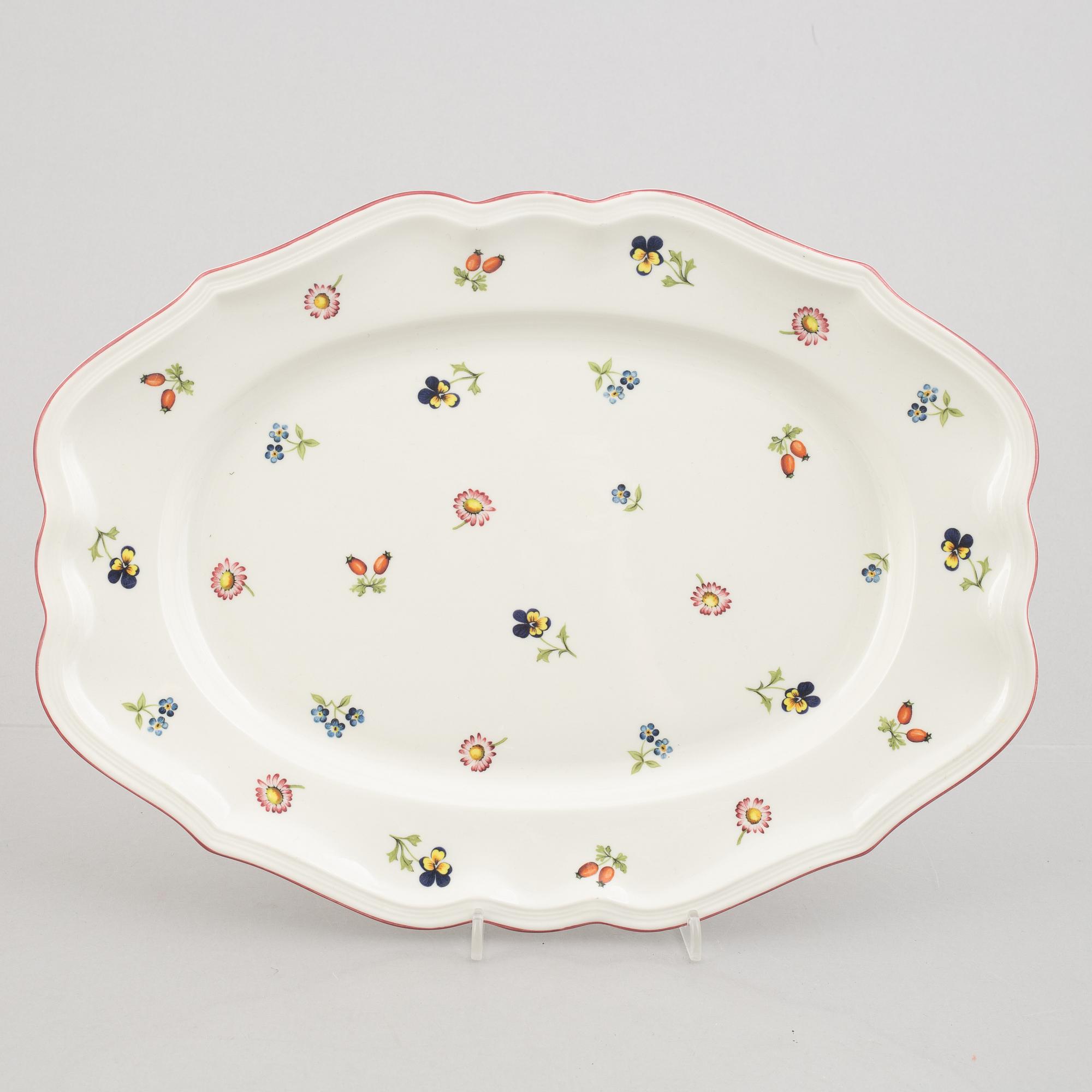 Service parts, 72 pieces, porcelain, "Petite fleur", Villeroy & Boch, 20th/21st century.