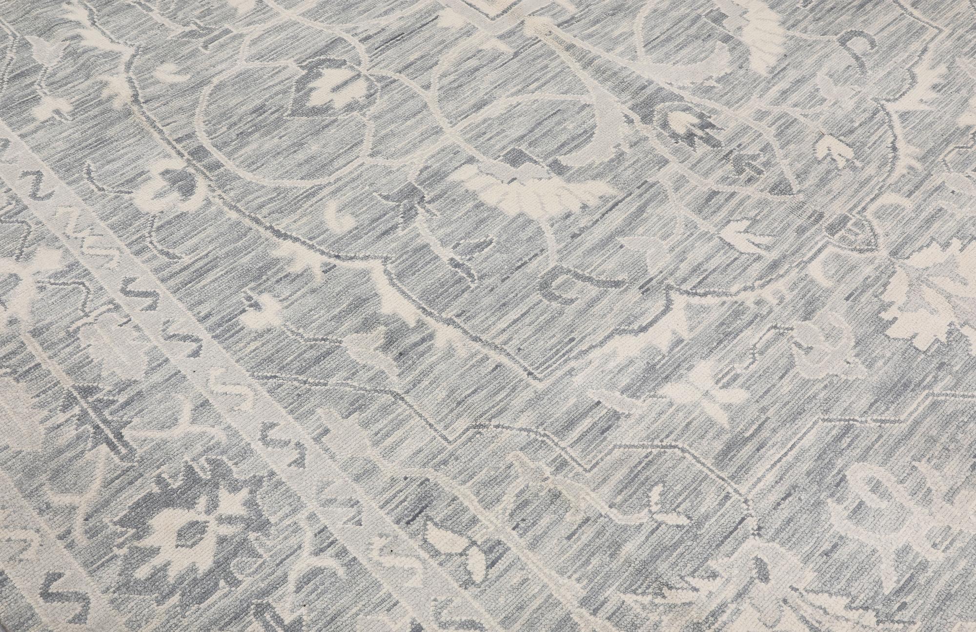 A carpet, Ziegler design, approx. 427 x 305 cm.