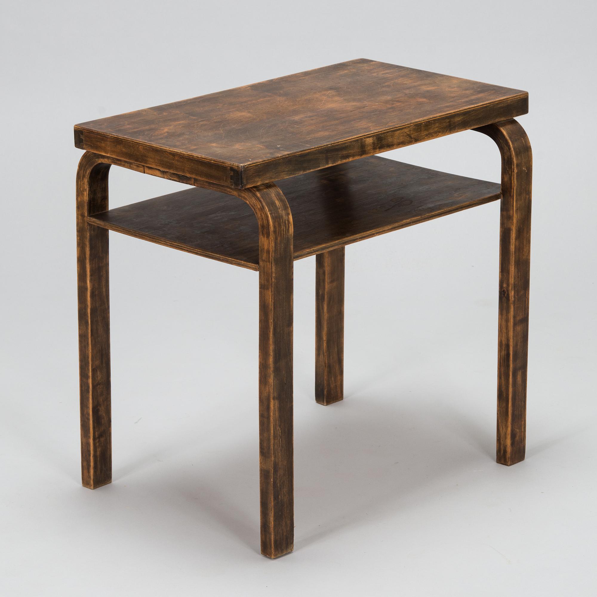 Alvar Aalto, A mid-20th century 'A 86' table for Huonekalu- ja Rakennustyötehdas A.B.