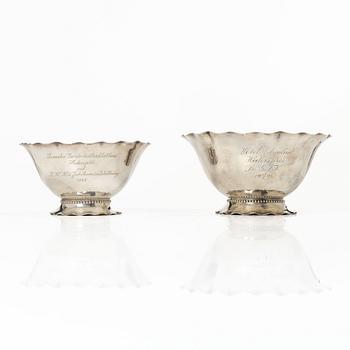 C.G. Hallberg, Two silver bowls, Stockholm, 1925.