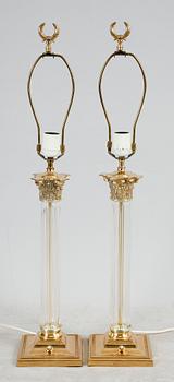 BORDSLAMPOR, 1 par, gustaviansk stil, 1900-talets andra hälft.