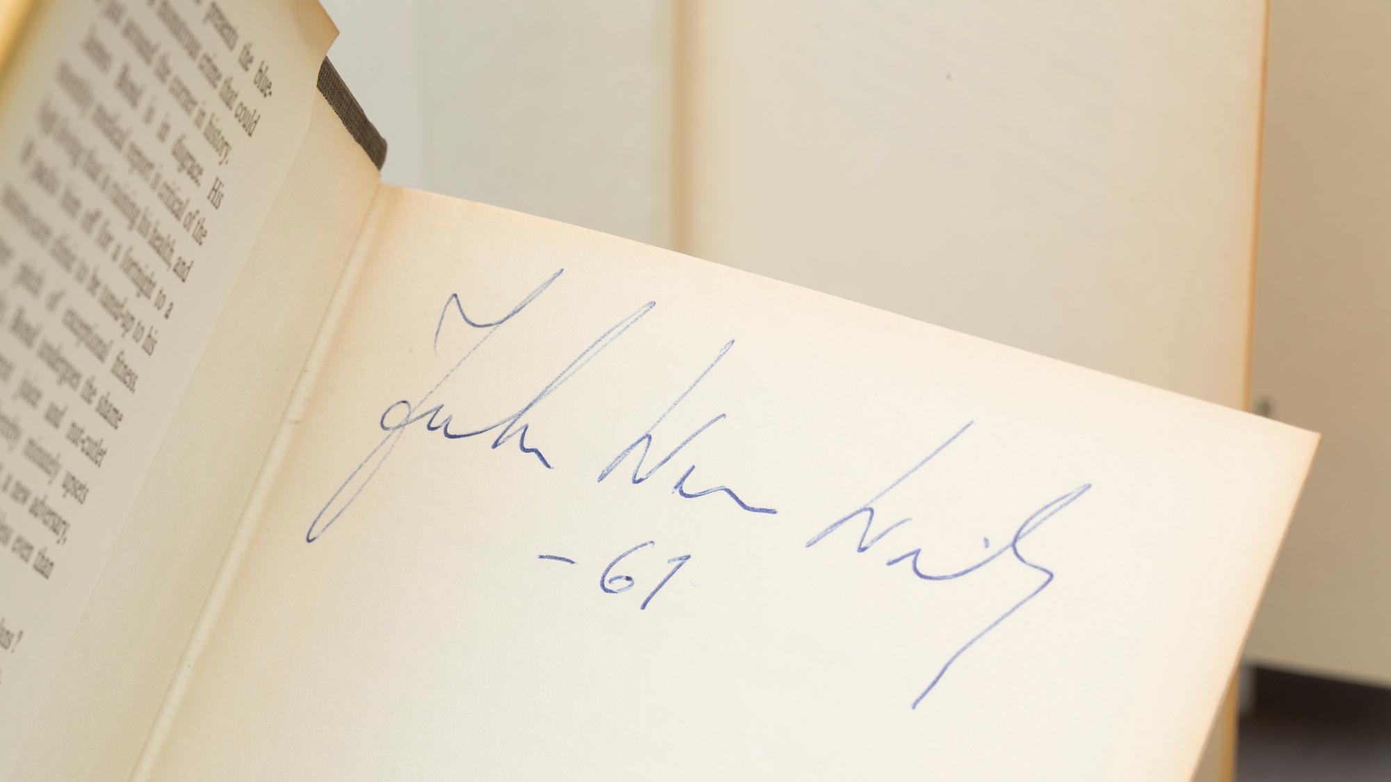 IAN FLEMING, 2 st,  "Goldfinger" samt "Thunderball", Jonathan Cape, Thirty Bedford Square London. 1959 samt 1961.