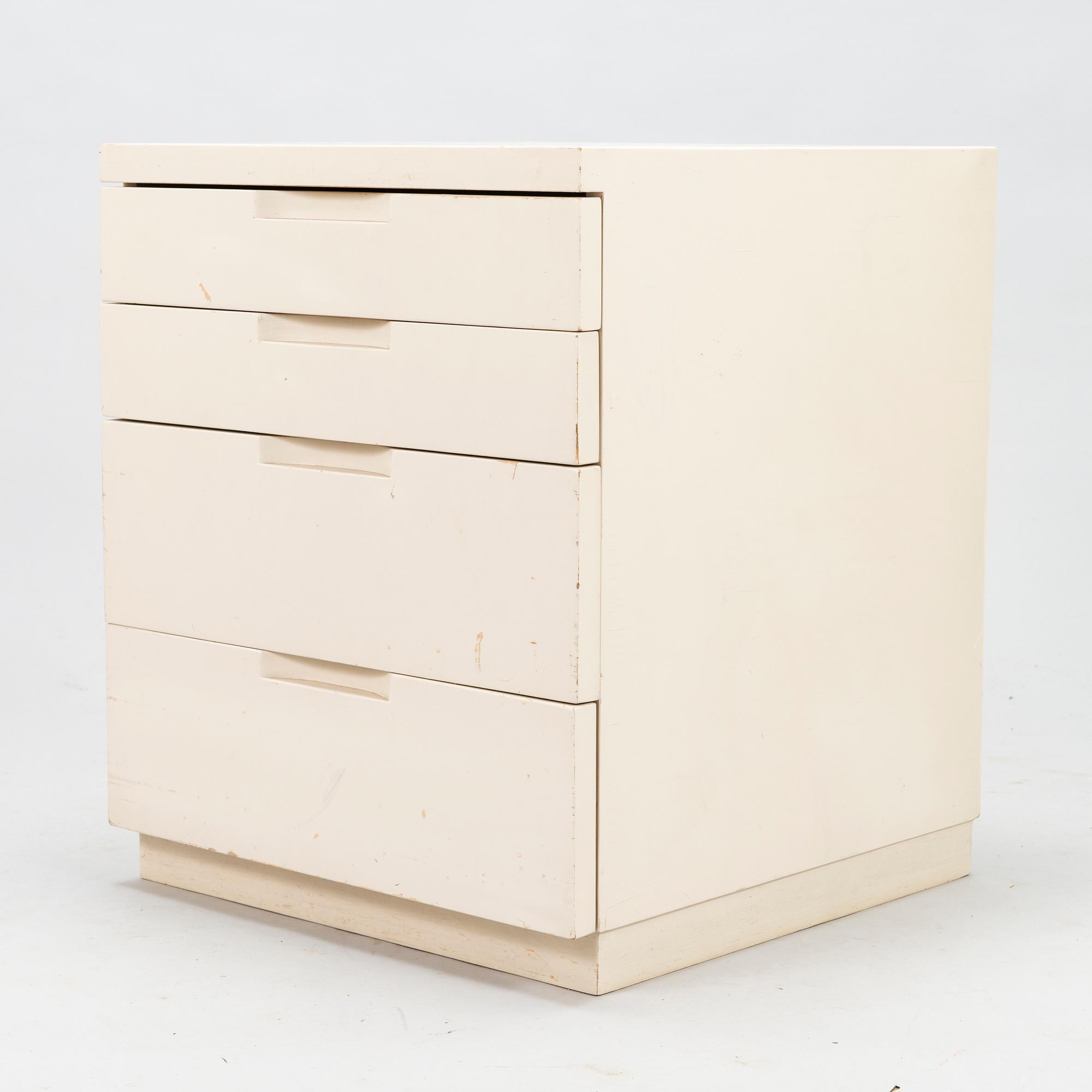 ALVAR AALTO, kirjoituspöytä ja tuoli, Artek 1900-luvun puoliväli.