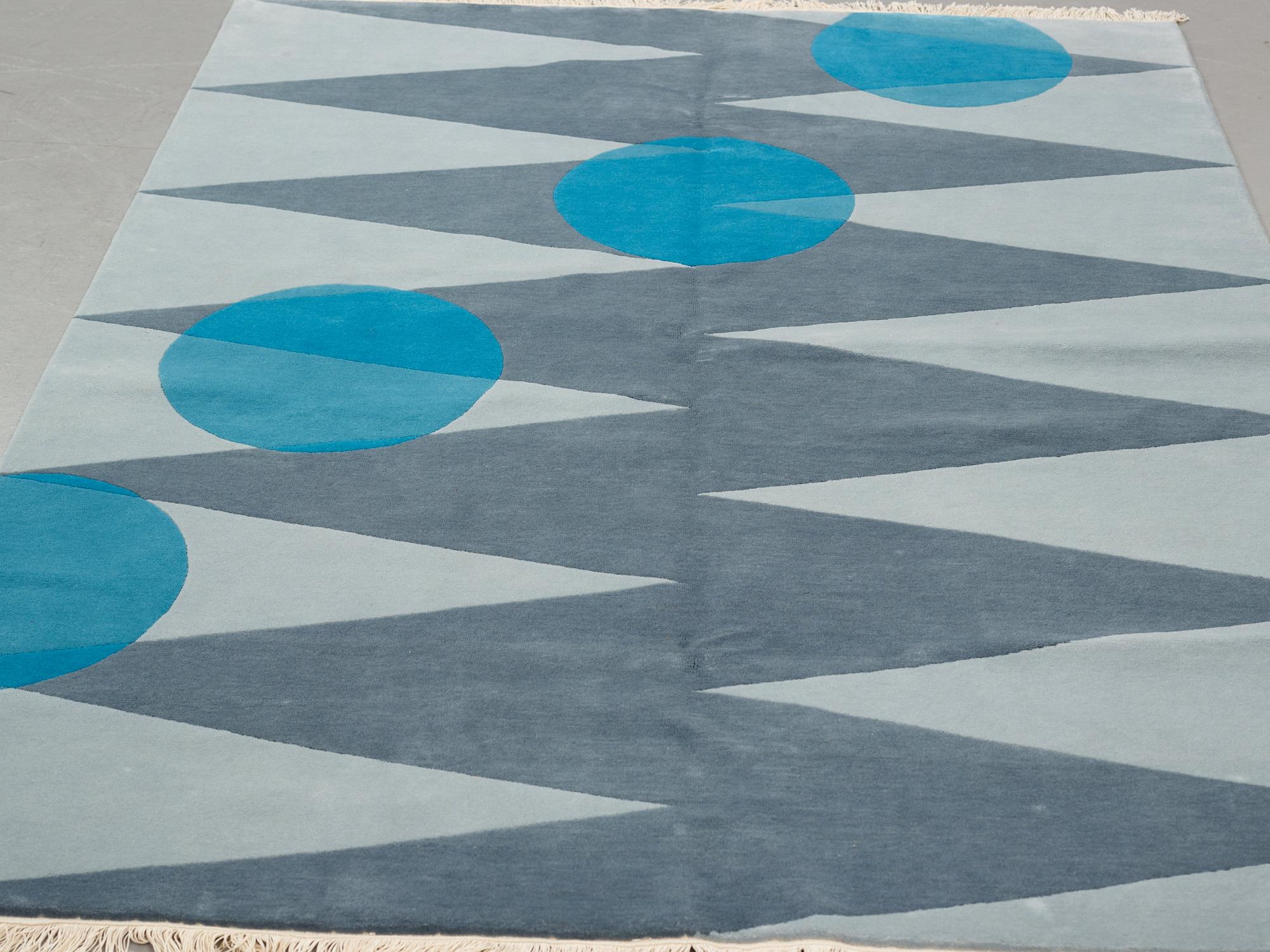 Cecilia Setterdahl, Matta, "Itinerary Blue", 3/10, handknuten, ca 243,5 x 171,5 cm, Carpets CC Dubai.