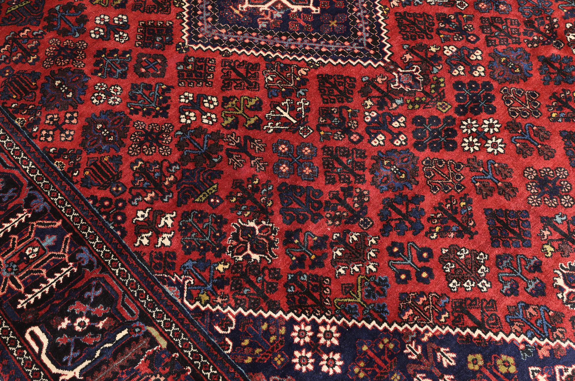 Matta, Joshaghan, ca 315 x 220 cm.