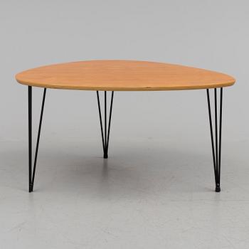 A second half of the 20th century table.