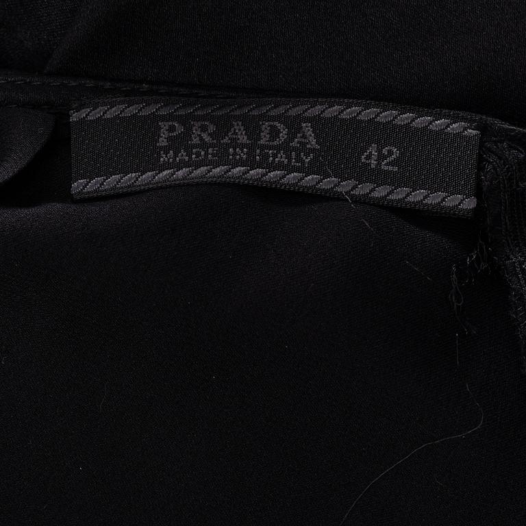 Prada, topp samt kjol, storlek 42.