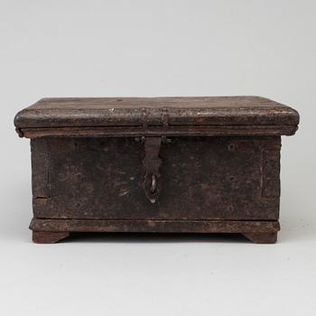 A 17th/18th century wooden box.