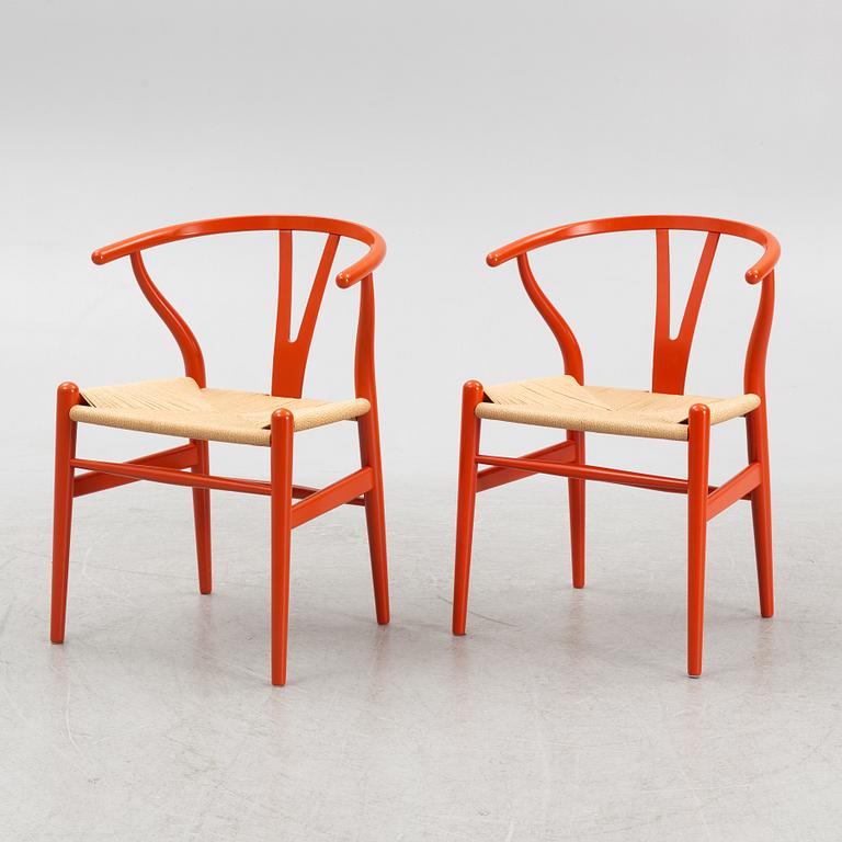 Hans J. Wegner, stolar, ett par, modell CH-24/ "Y-stolen", Carl Hansen & Son, Danmark.