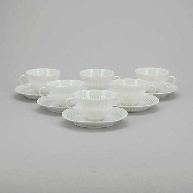 MACKAKOPPAR, 6 st, Arabia Friedl Holzer-Kjellberg, 1900-talets senare hälft.