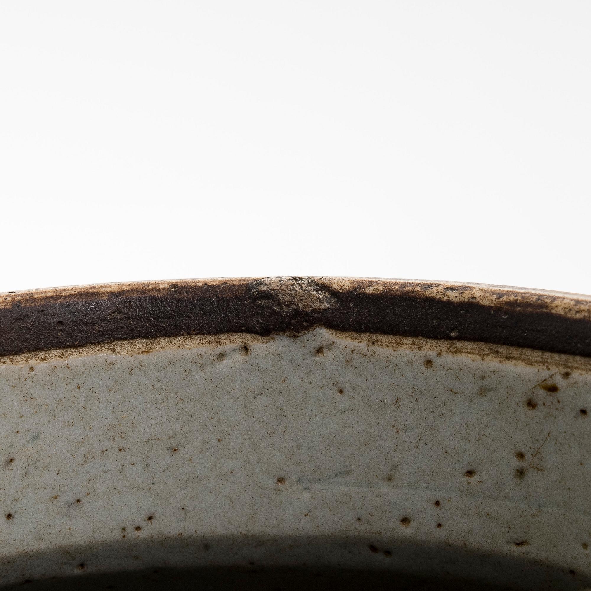 A pair of Kangxi style vases, China, 19th century.