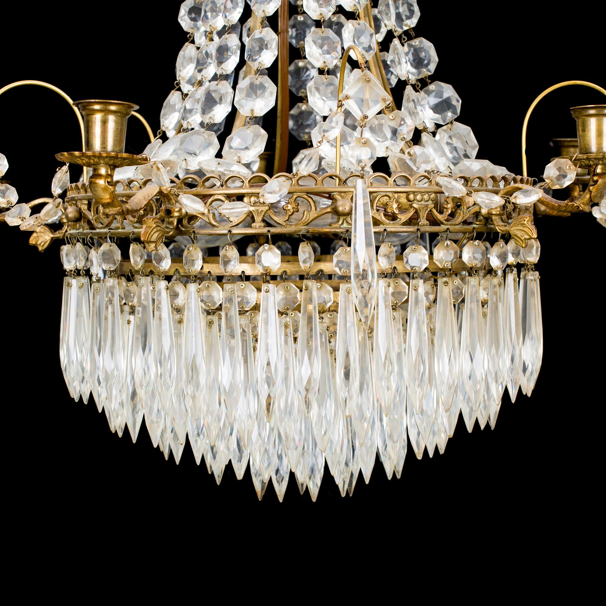 LJUSKRONA, gustaviansk stil, 1900-tal. Höjd 63 cm.