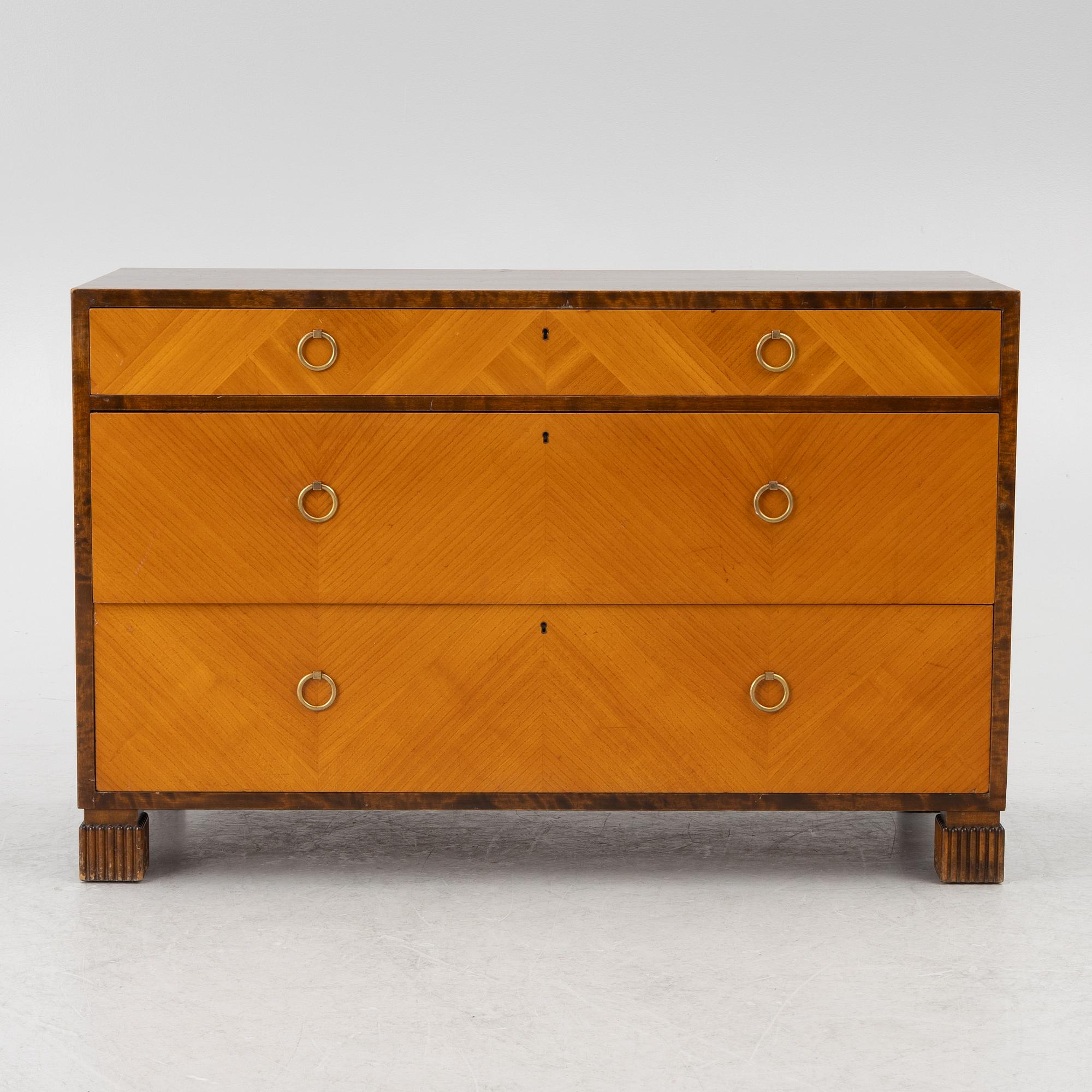 Axel Larsson, chest of drawers, Svenska Möbelfabrikerna Bodafors, Swedish Modern, 1940s.