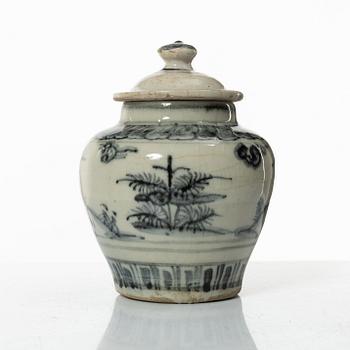 A Chinese blue and white porcelain jar with cover, Ming dynasty (1368-1644).