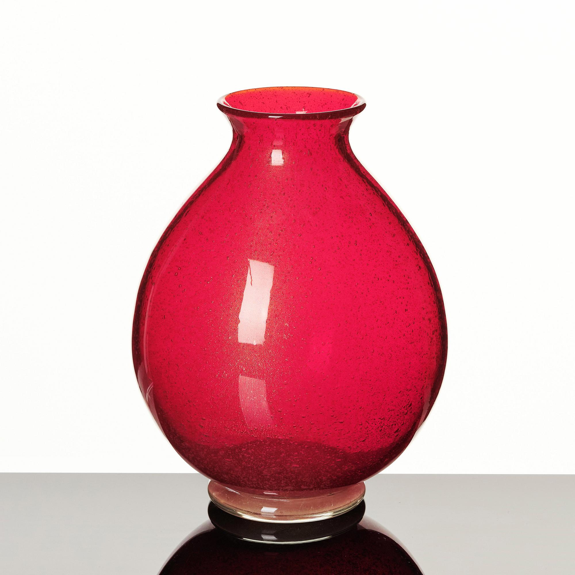 Flavio Poli, an 'a Bollicine' glass vase, Seguso Vetri D'Arte, Murano, Italy 1940-50's.