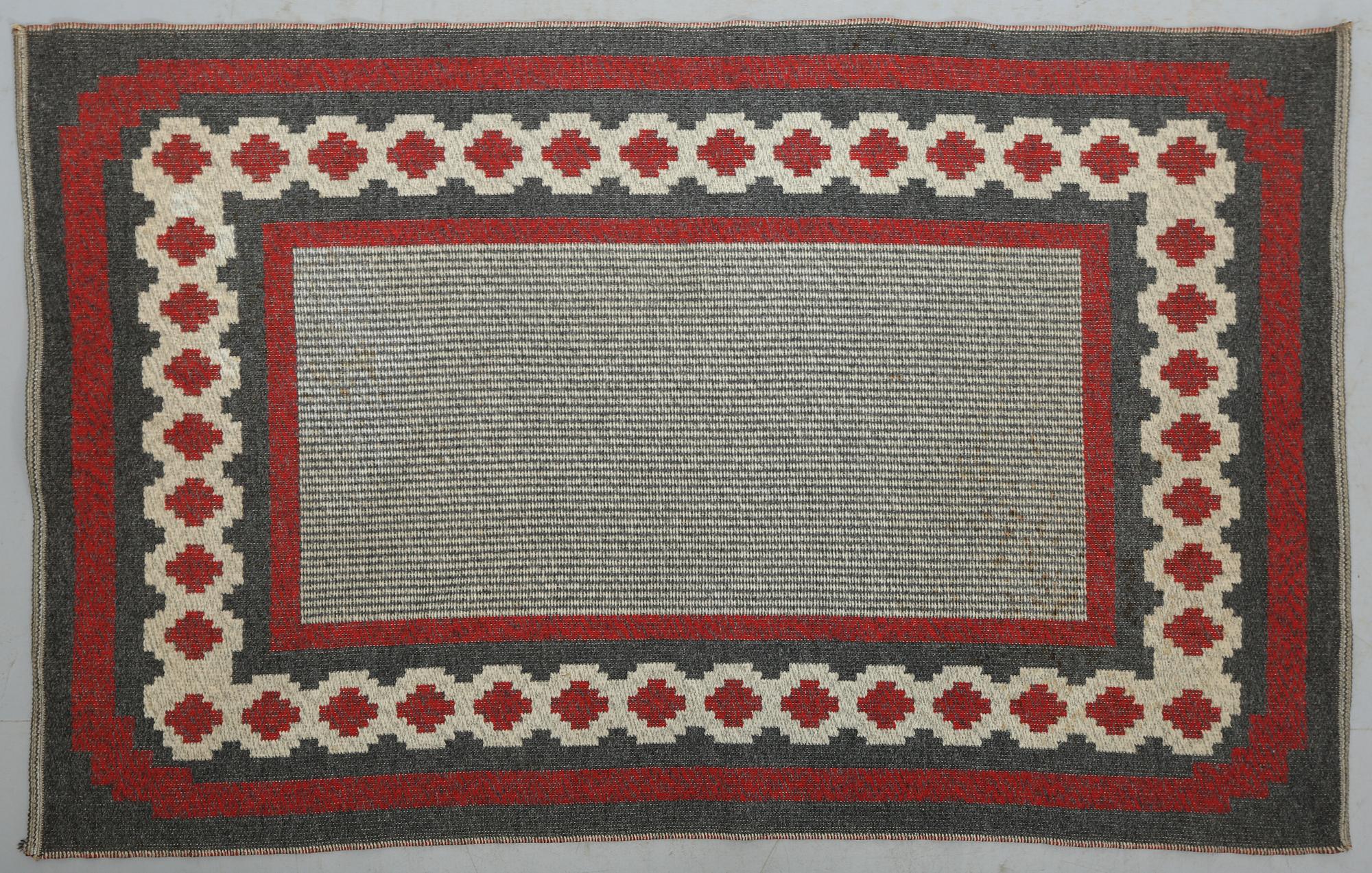 MATTA, dubbelväv, 1900-talets andra hälft, 195 x 127 cm.