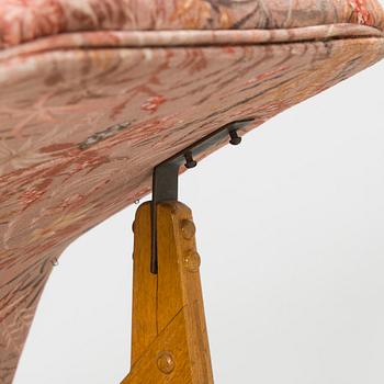 Ilmari Tapiovaara, an early 1960s 'Dolphin chair' for Skanno.