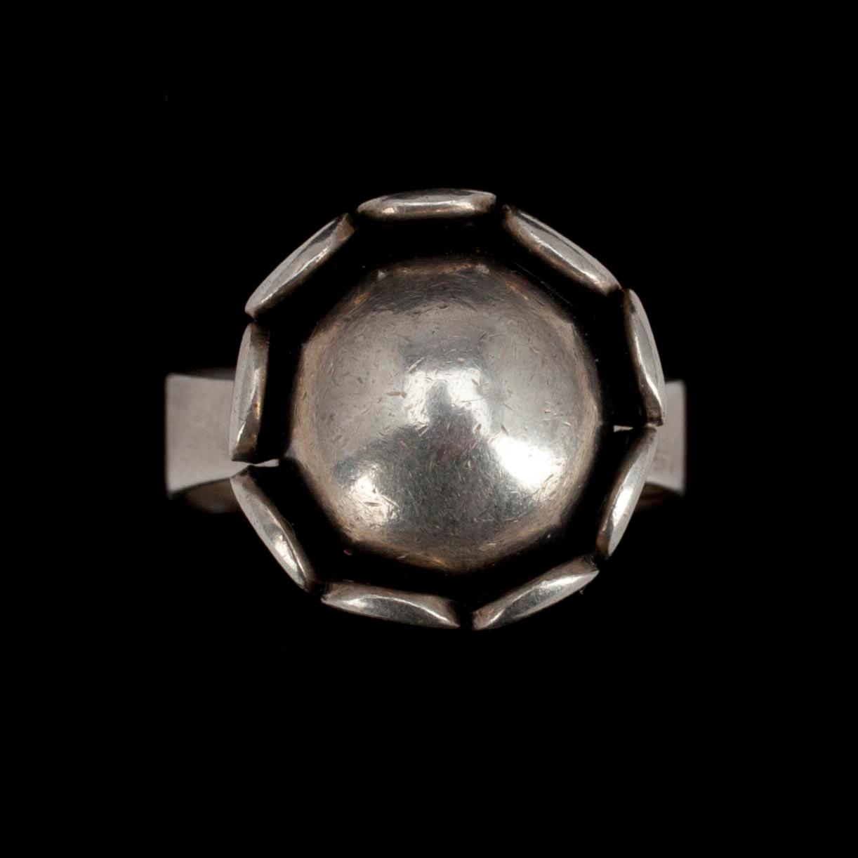 RING, silver, E.Granit, Helsingfors 1967. Vikt 9,4 g.