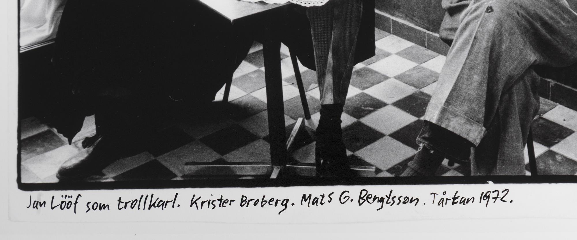 Carl Johan De Geer, "Jan Lööf som trollkarl. Krister Broberg, Mats G. Bengtsson. Tårtan 1972".